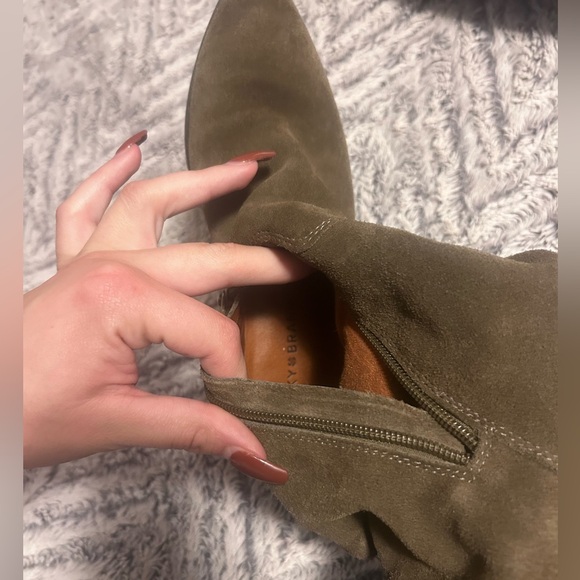 LUCKY BRAND lk-kitrie suede knee height boots 7 - Picture 6 of 8